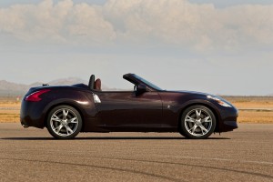 2010_Nissan_370ZRoadster2