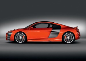 2008_Audi_R8V12TDILeMans4