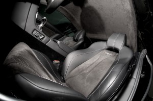 wheelsandmore-aston-martin-dbs-carbon-edition.1895x1272.Dec-27-2012_22.35.17.096661