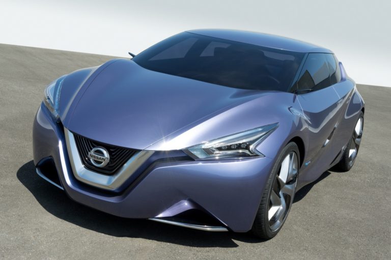 2013_Nissan_FriendME-0-1536