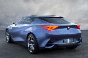2013_Nissan_FriendME-2-1536