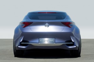 2013_Nissan_FriendME-3-1536
