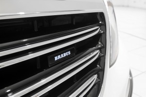 2015_Brabus_Rocket900-3-2048