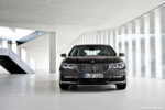 2016-BMW-7-Series-20.