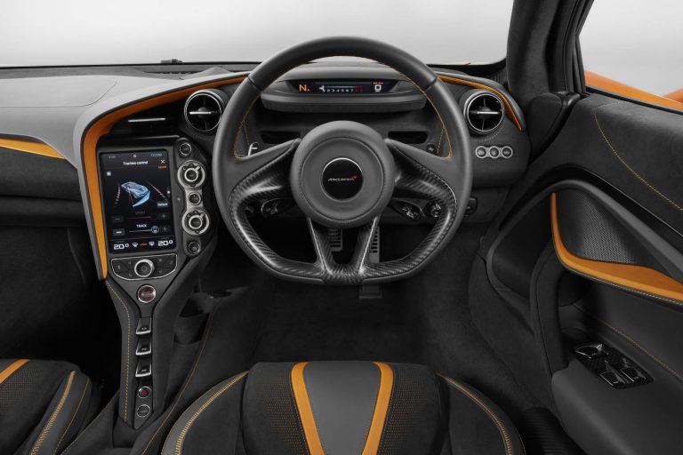McLaren-720S-15