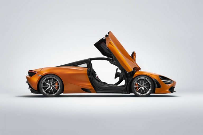 McLaren-720S-2