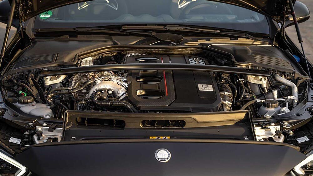 2024-mercedes-amgrr-c63-s-e-performance-engine