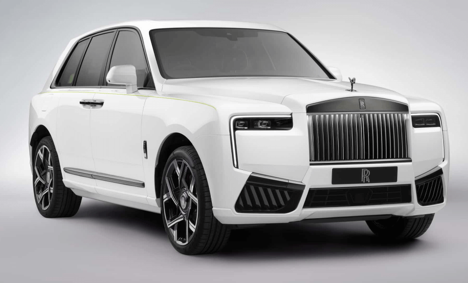 Новият rolls-royce cullinan изглежда като stormtrooper