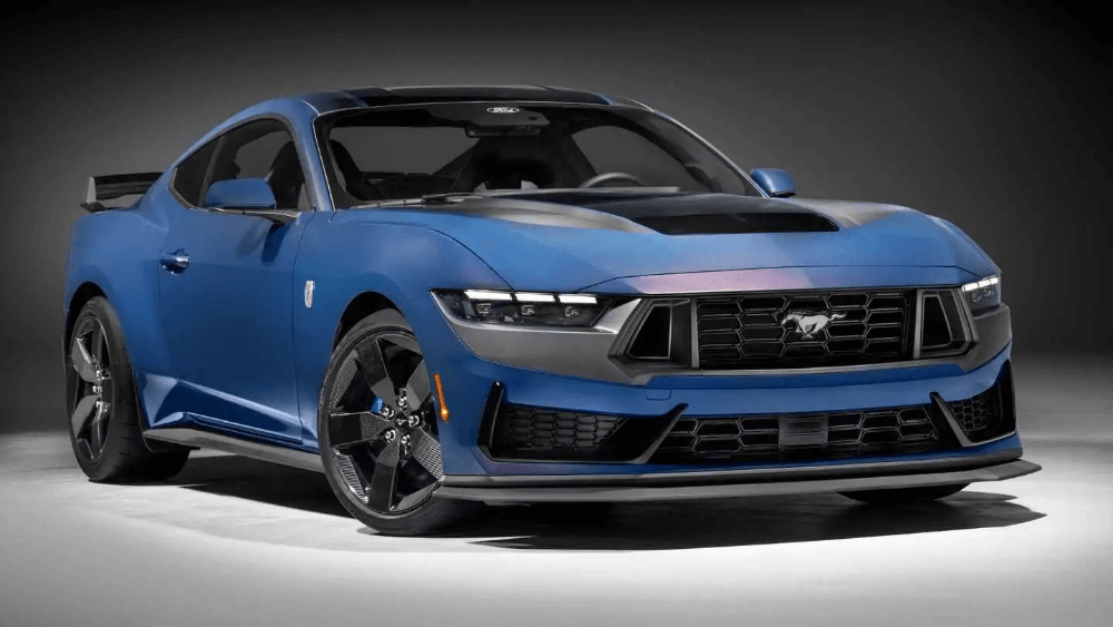 2024-ford-mustang-dark-horse