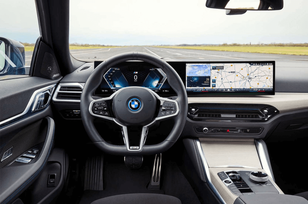 bmw-i4-inside-interior