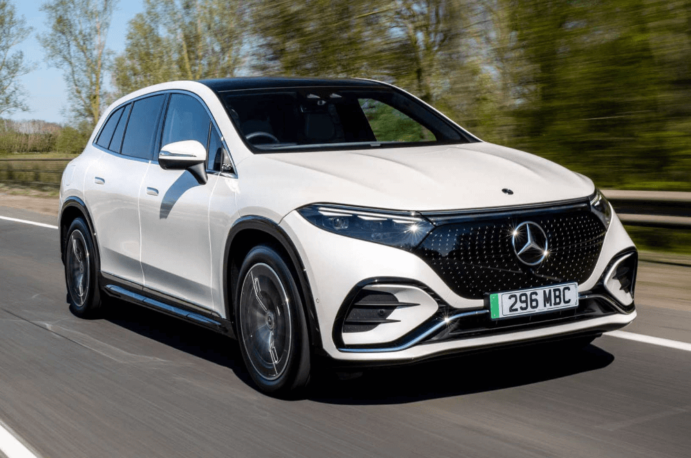 mercedes-eqs-suv-404-miles