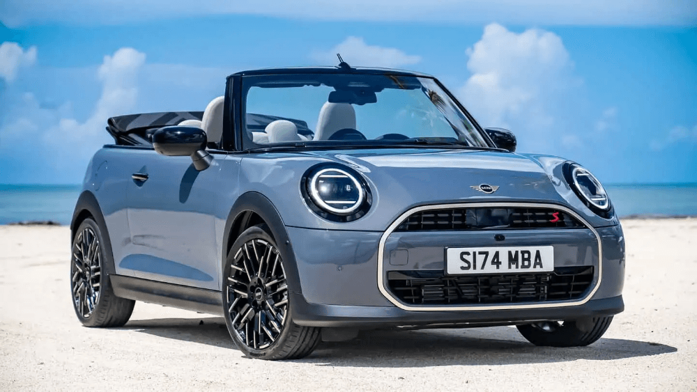 mini-cooper-cabrio-2024