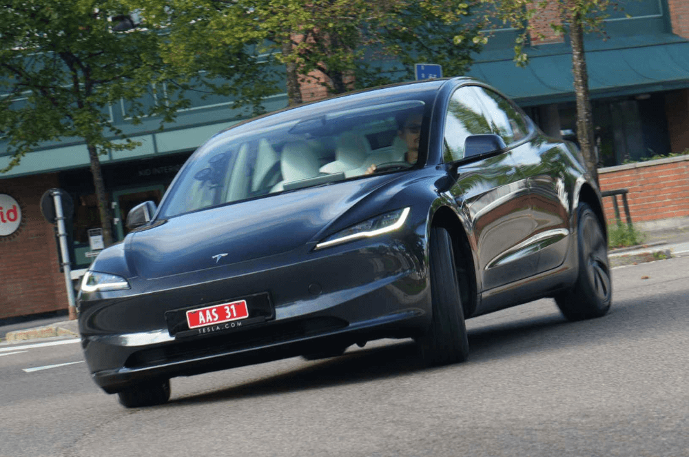 tesla-model-3-421-miles