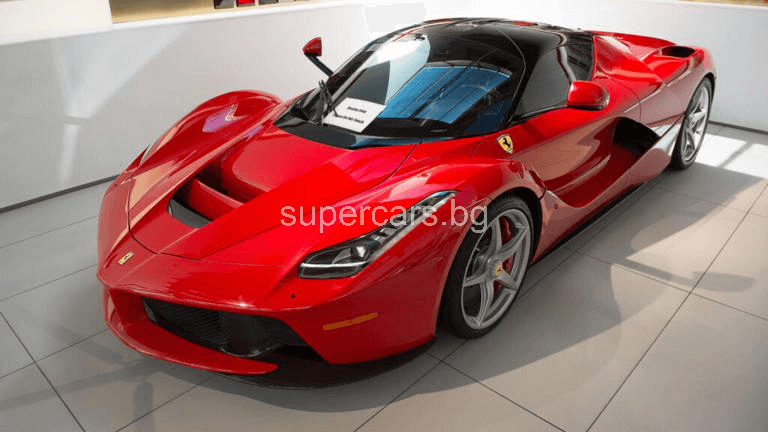 ключът на ferrari laferrari е по същество безполезен