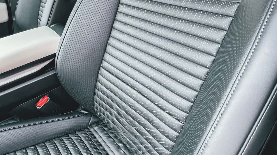 2026-kia-ev4-sedan-interior