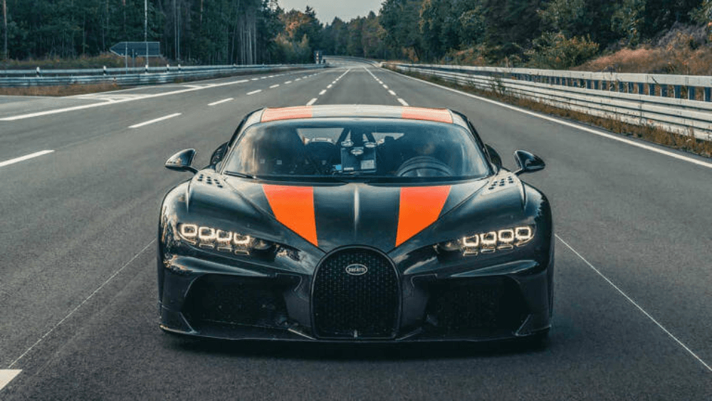 bugatti chiron super sport 300+