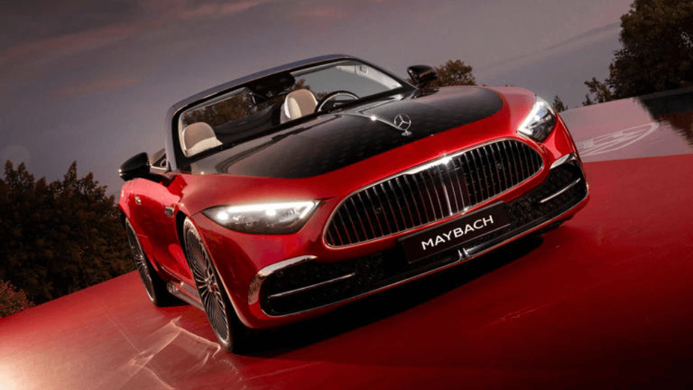 Осветена решетка с надпис maybach