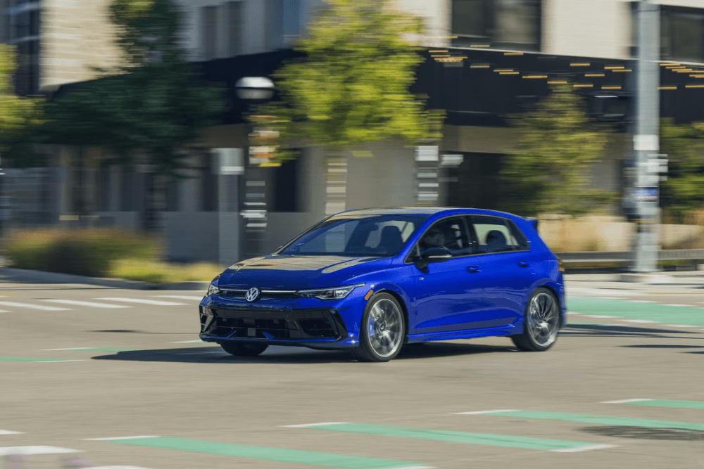 2025-volkswagen-golf-r