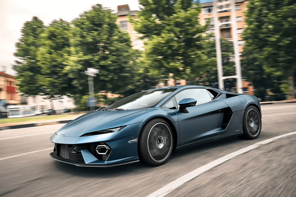 2026-lamborghini-temerario-blu-marinus-torino