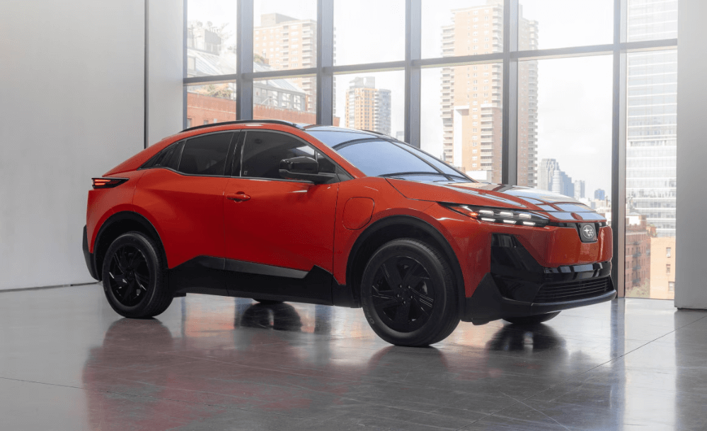 subaru-uncharted-exterior-studio