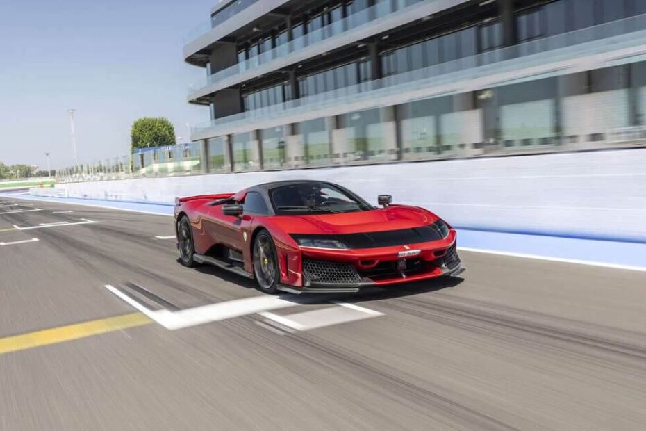 2026-ferrari-f80-Фотогалерия-на-екстериора