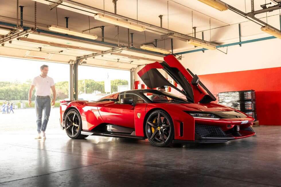 2026-ferrari-f80-Фотогалерия-на-екстериора