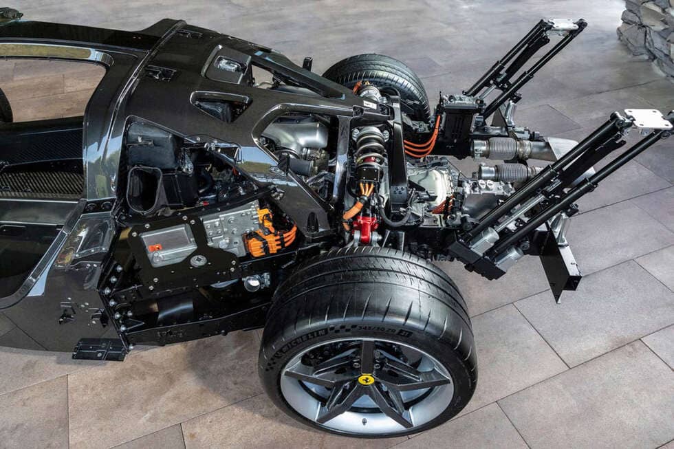 2026-ferrari-f80-Фотогалерия-на-екстериора