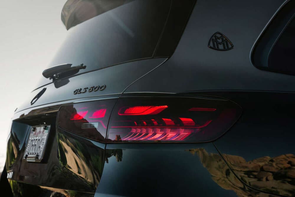 снимки на maybach gls600-4