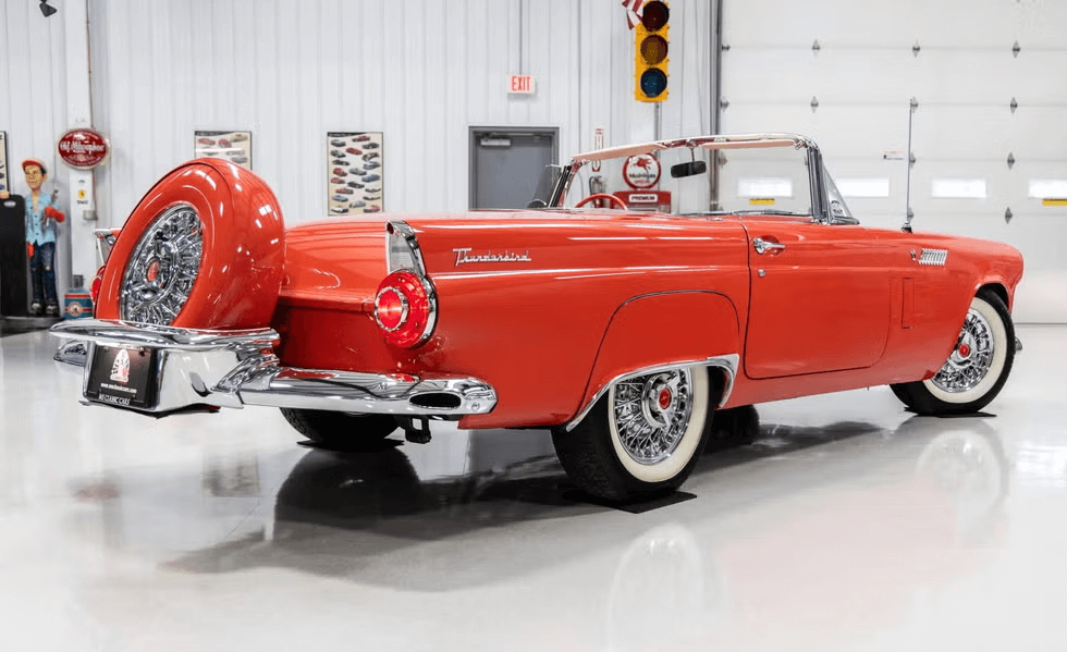 bring-a-trailer-продава-t-bird-от-1956-г.-с-връзки-на-hughes