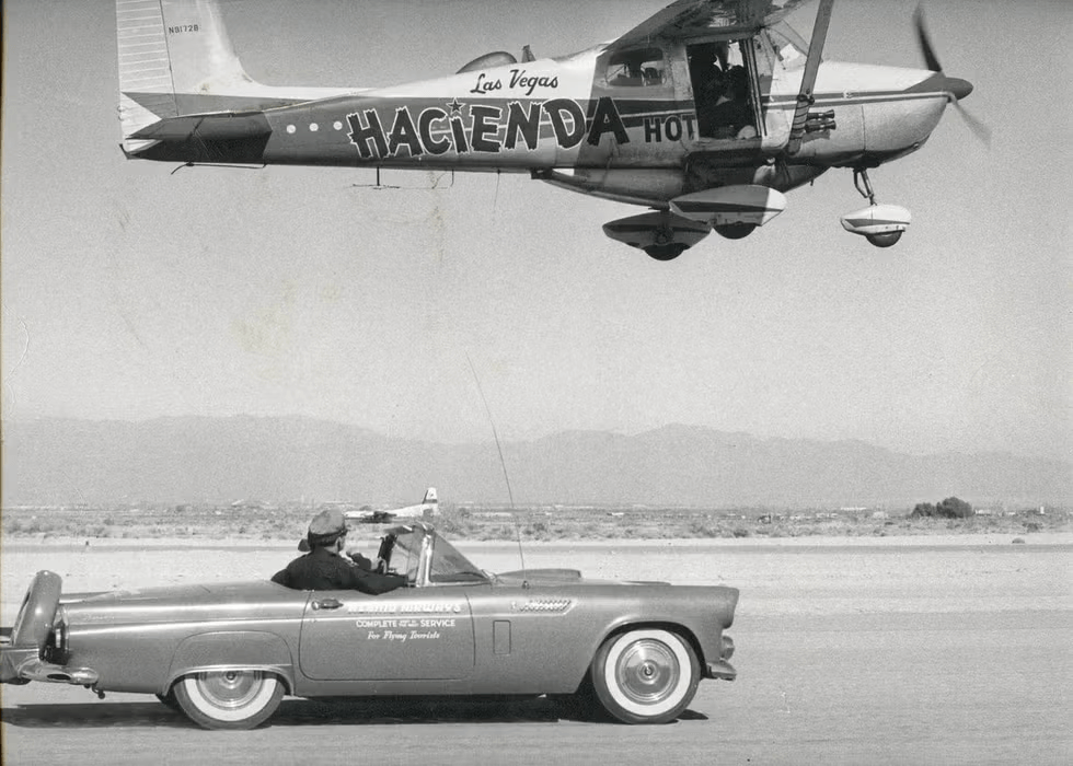 bring-a-trailer-продава-t-bird-от-1956-г.-с-връзки-на-hughes