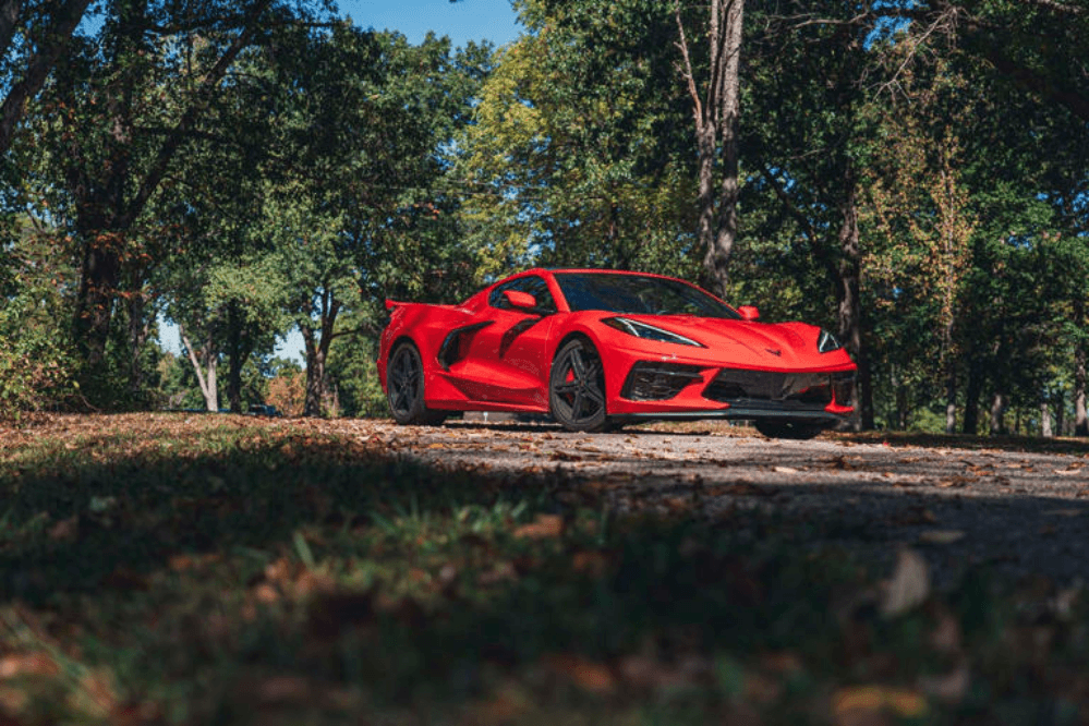 chevrolet-corvette-stingray-и-e-ray