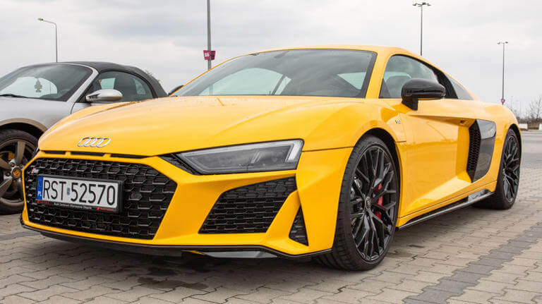 audi-r8-v10-performance-rwd