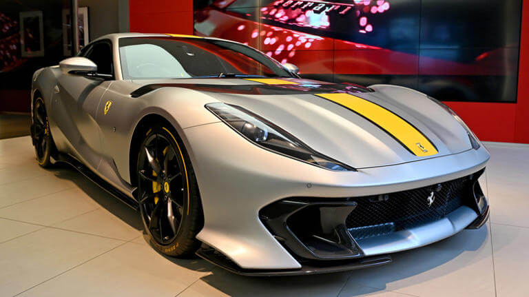 ferrari-812-competizione