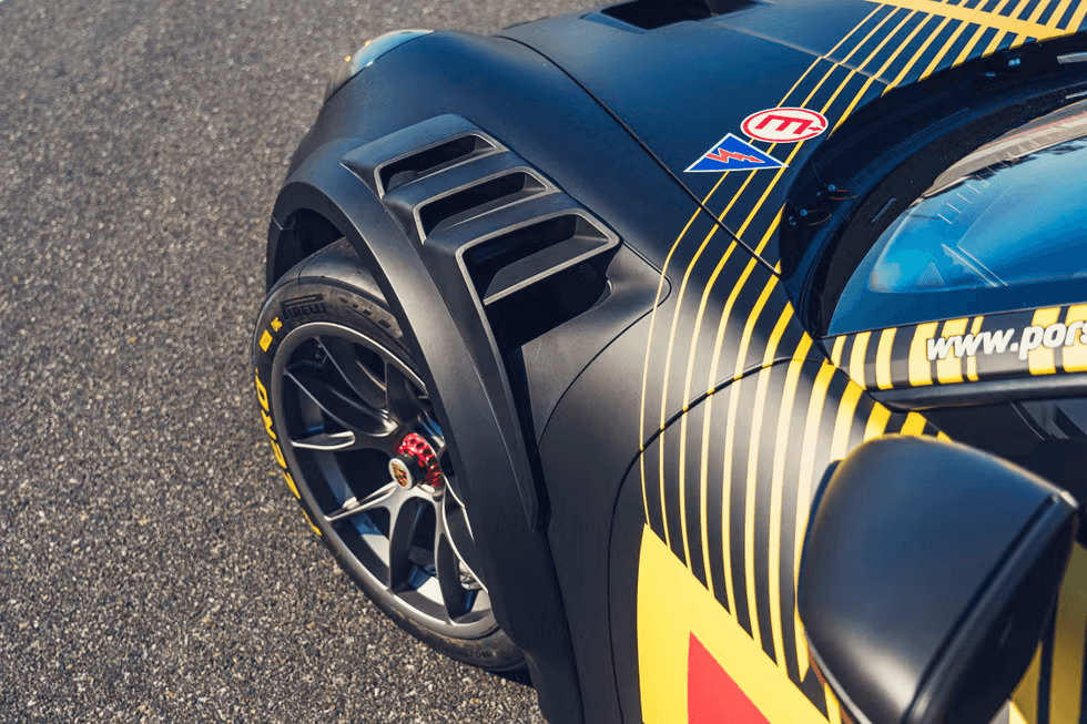porsche 911 cup race car drive