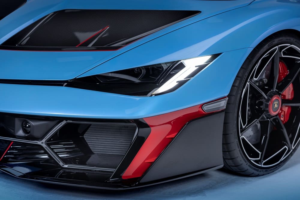 3. Bridgestone - Lamborghini Fenomeno Roadster