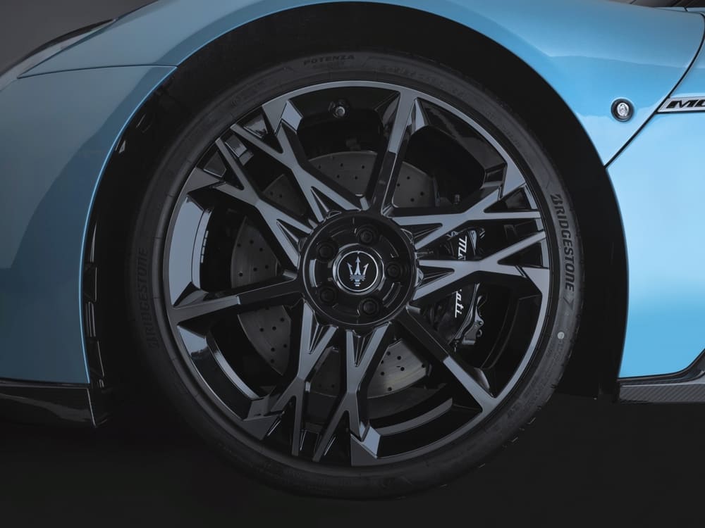 Bridgestone-tires-Maserati-MCPURA