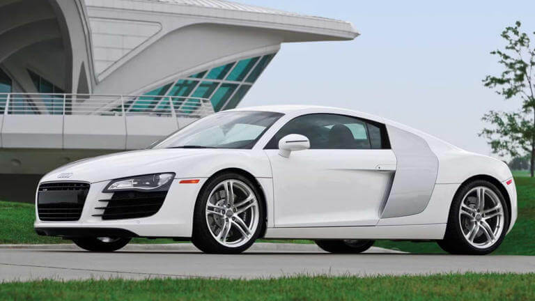 audi r8 v8