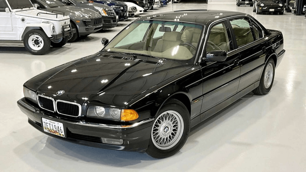 bmw-740il-e38