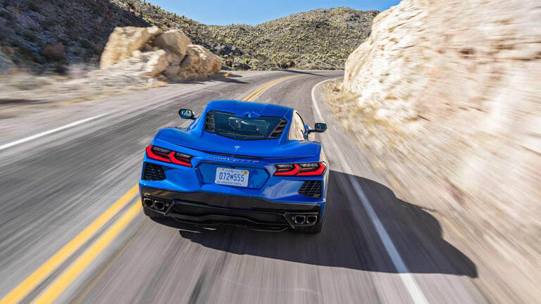 защо-corvette-c8-се-затруднява-извън-америка