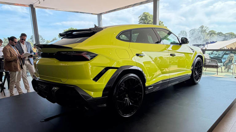 завръщането-на-lamborghini-на-пазара-на-гранд-туризми