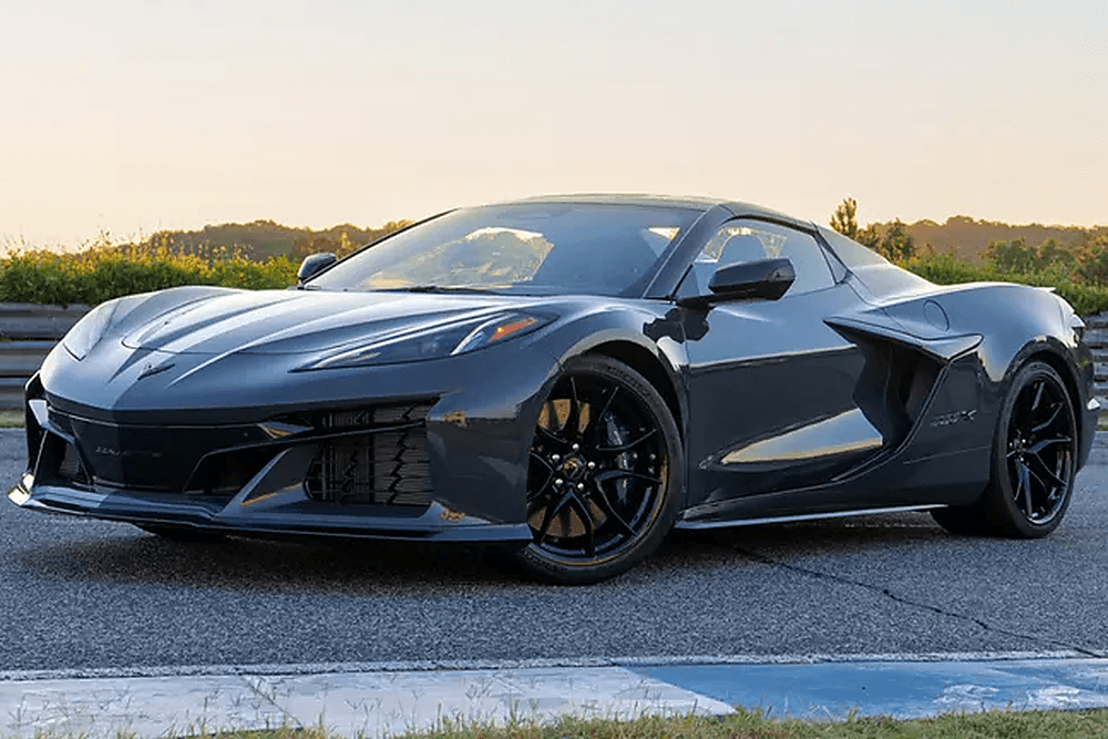 2027-chevrolet-corvette-grand-sport-x-hybrid-exterior
