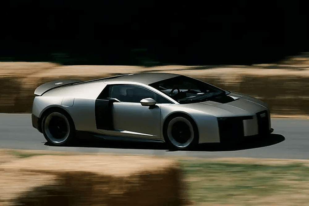 2028-audi-nuvolari-987-hp-supercar-driving